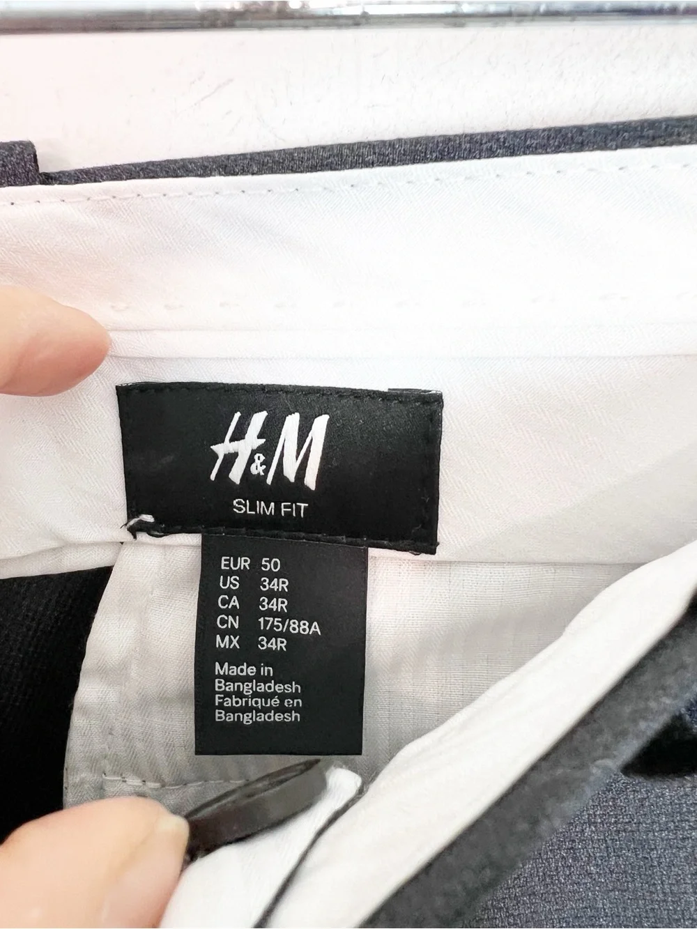 H&M SLIM FIT CHARCOAL GRAY MENS DRESS SLACKS PANTS MENS SZ 34R